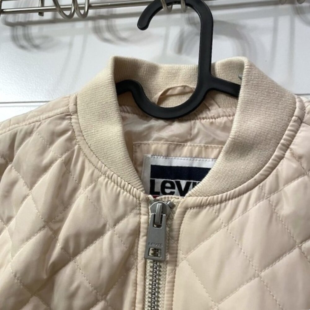 NWT Women's Levi's Cream Diamond Quilted Bomber Jacket Size Small Neutral - Picture 5 of 16